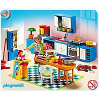 Grand Kitchen