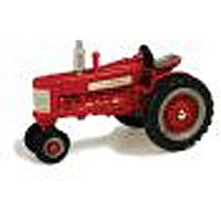1:64 Farmall Vintage Tractor