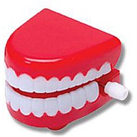 Wind Up Chattering Teeth