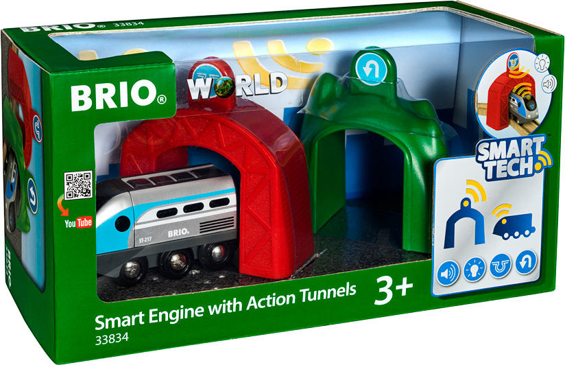 BRIO® SmartTech™ Smart Engine with Action Tunnels - toys et cetera