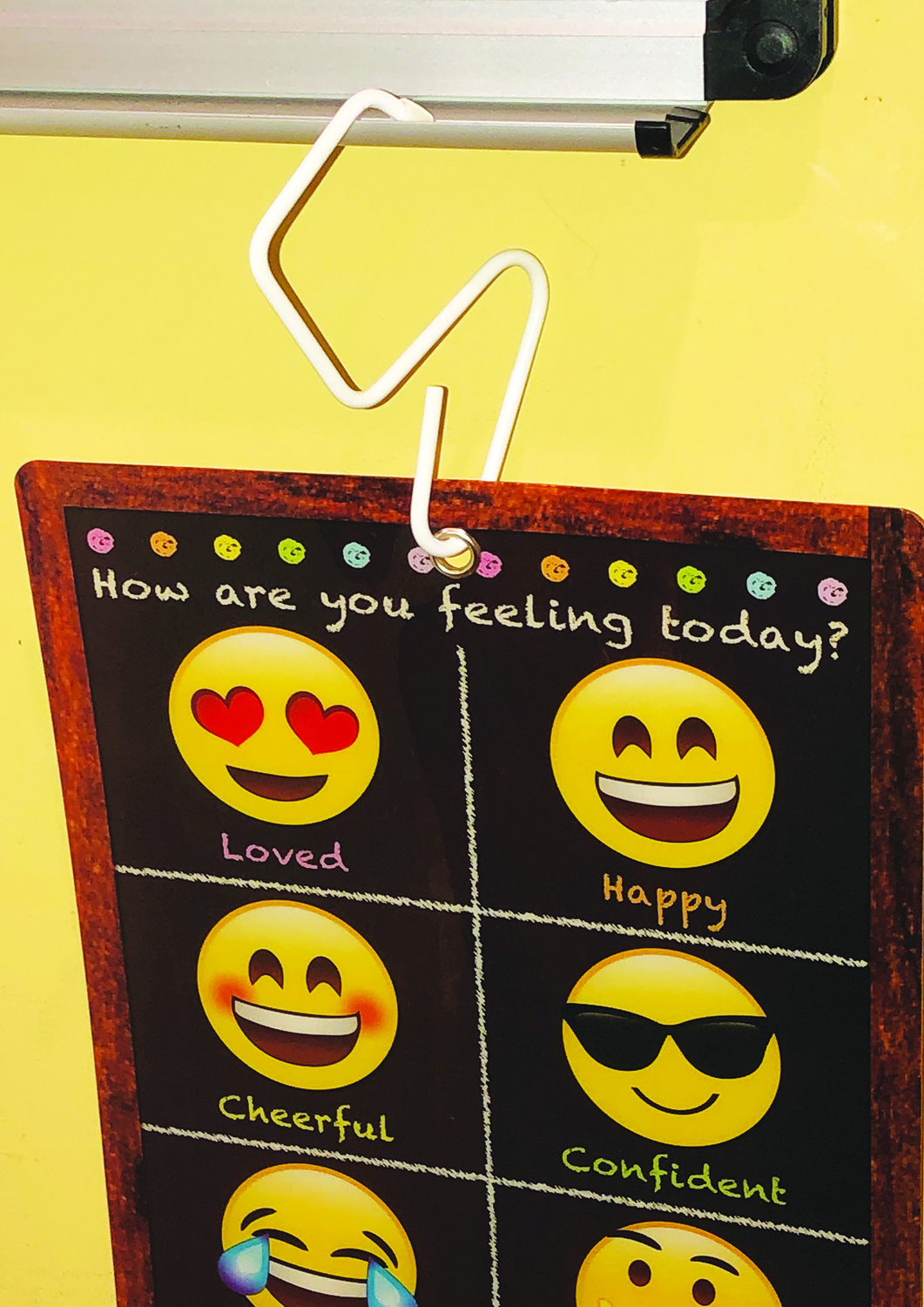 Classroom Display Ledge Hooks For Chalkboards, 4 Pack, White Givens