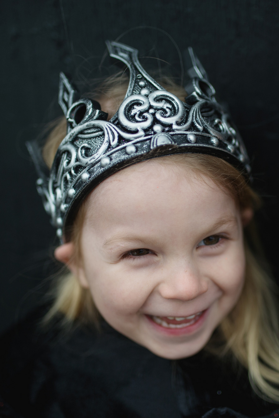 Medieval Crown, Silver/Black - Teaching Toys and Books
