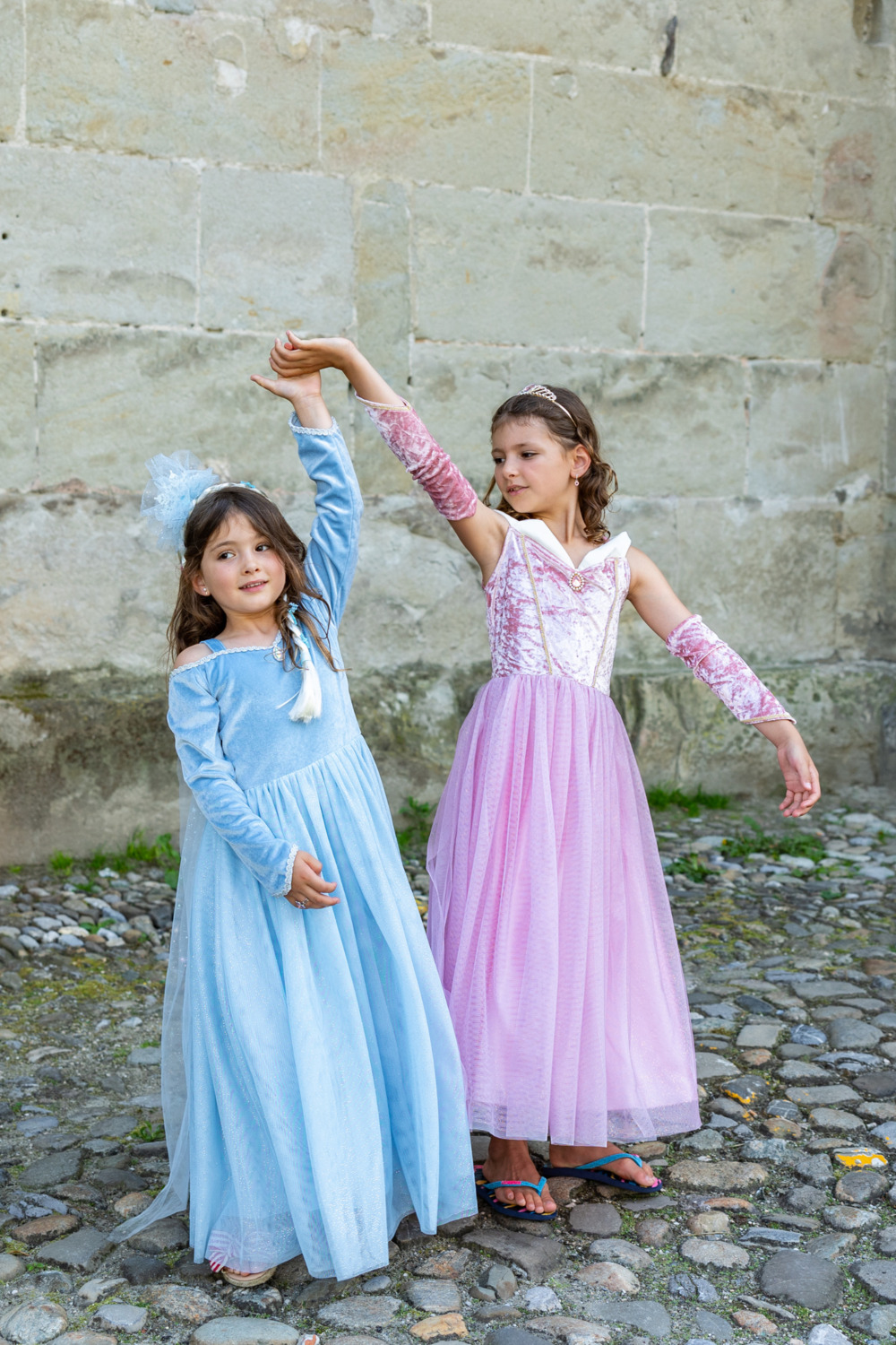 Velvety Soft Sisters Forever Princess (Size 5-6)