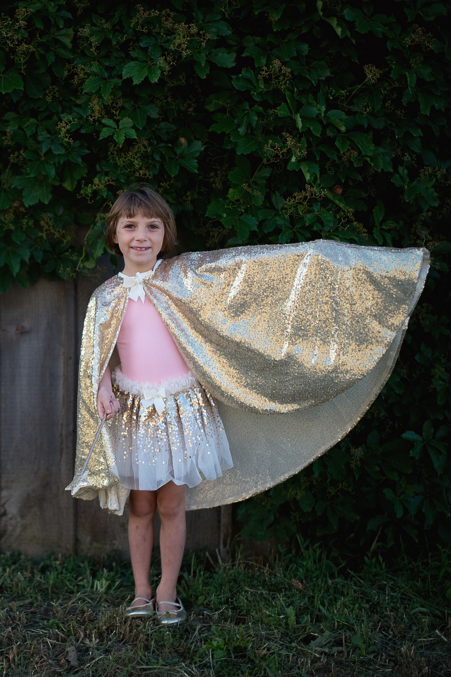 Gracious Gold Sequins Cape