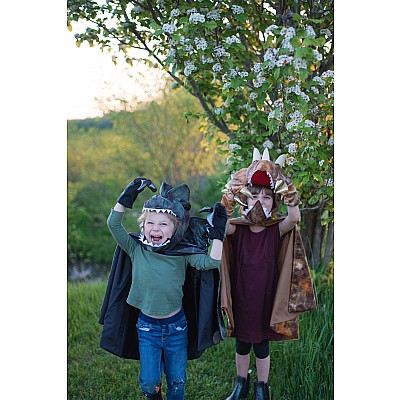 Grandasaurus Dilophosaurus Cape With Claws