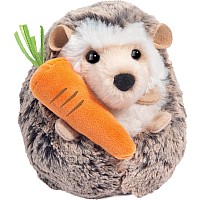 Spunky Hedgehog with Carrot