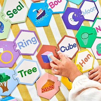 Eeboo "Simple Words Hexagon Puzzle Pairs" (2 pc 33 in 1 Puzzle)