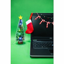 Decorate Your Christmas Desk