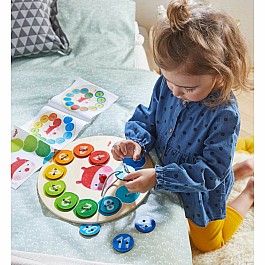 Rainbow Caterpillar Counting Threading Game