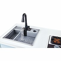 Deluxe Kitchen with Running water