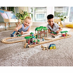 Wooden Retro Train & Station Set (DS)