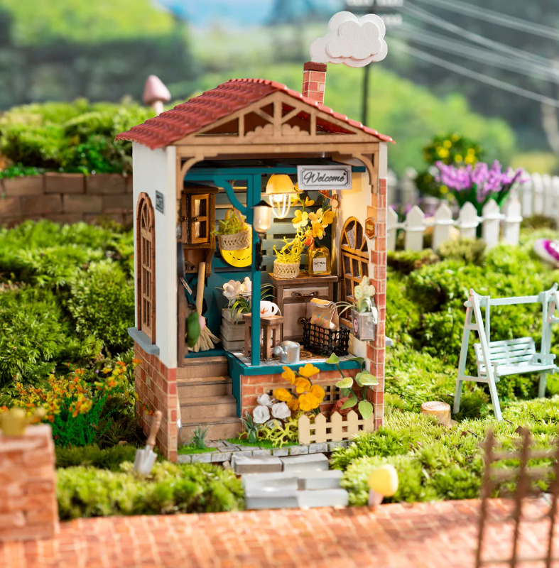 DIY Miniature House Kit - Dream Yard - Hands Craft - Dancing Bear Toys