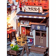 DIY Bookend Puzzle: Sakura Wine Alley