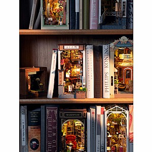 DIY Bookend Puzzle: Sakura Wine Alley