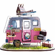 DIY House; Happy Camper