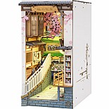 Stories in Books; Sakura Tram