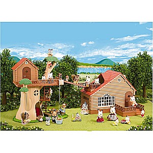 Calico Critters Lakeside Lodge Gift Set