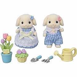 Calico Critter Blossom Gardening Set