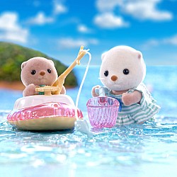 Calico Critters Sea Otter Sisters Splashy Snorkel Set