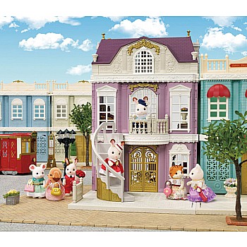 Calico Critter Elegant Town Manor Gift Set