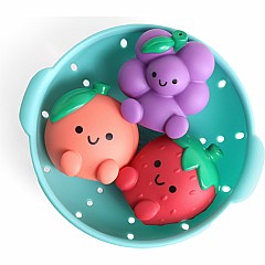 Itzy Splash Pals™ - Wash and Play Squirter Set (Fruit)