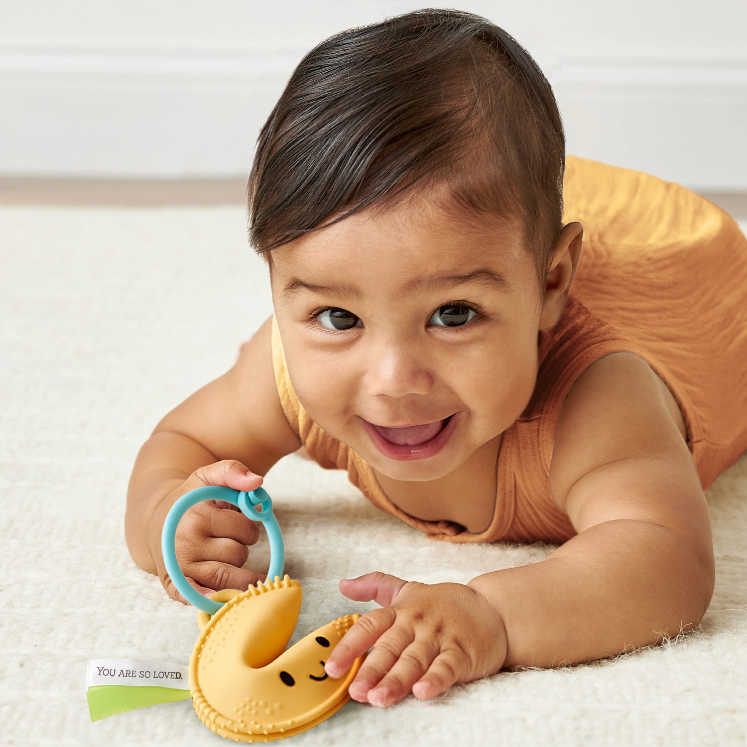 Itzy Treat™ - Soft Silicone Teether (Fortune Cookie)