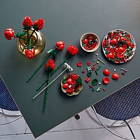 LEGO ® Icons: Bouquet of Roses