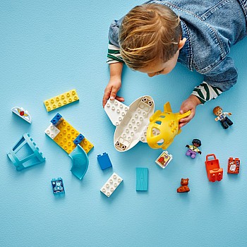  Lego Duplo 10443 First Time at the Airport	