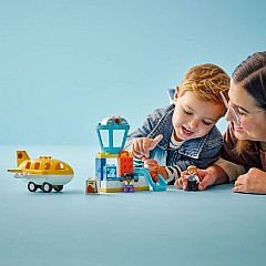 LEGO DUPLO: First Time at the Airport