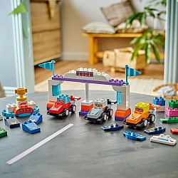 LEGO DUPLO Town: F1® Team Race Cars & Drivers