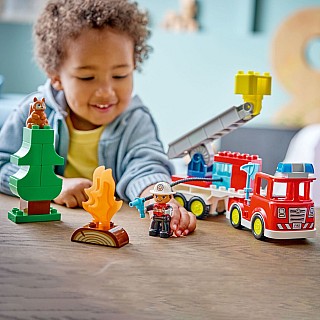LEGO DUPLO Town: Fire Truck with Hose and Firefighter