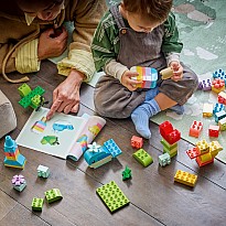 LEGO® DUPLO® Classic Colorful Creative Box