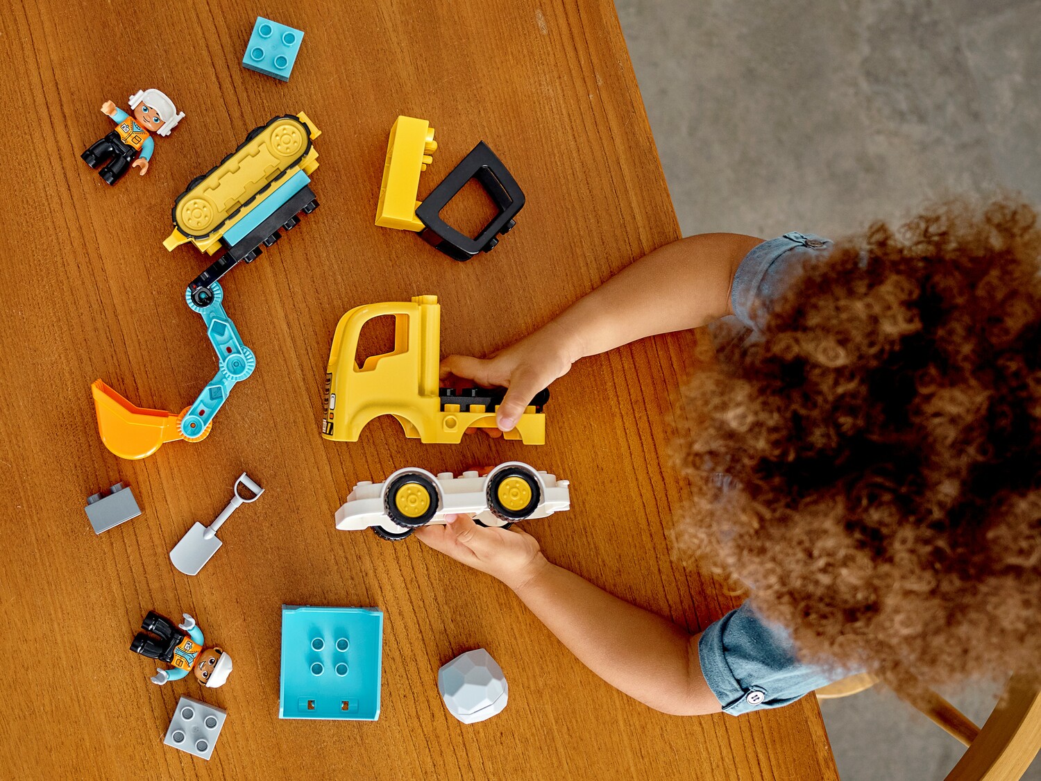 oversætter emulering Demontere LEGO DUPLO: Truck & Tracked Excavator - Imagination Toys