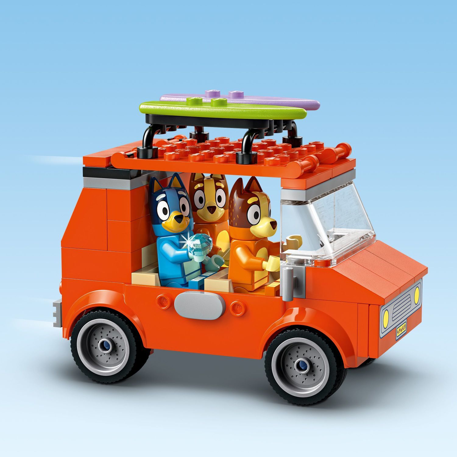 LEGO Bluey: Bluey's Beach & Family Car Trip