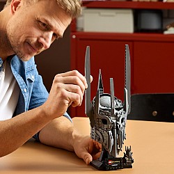 LEGO Icons: The Lord of the Rings: Sauron's Helmet