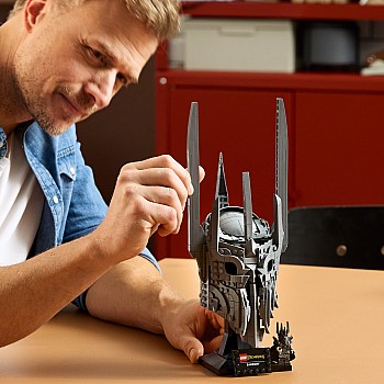  Lego Icons 11373 The Lord of the Rings: Sauron's Helmet 