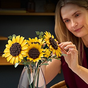 LEGO Botanicals: Sunflower Bouquet
