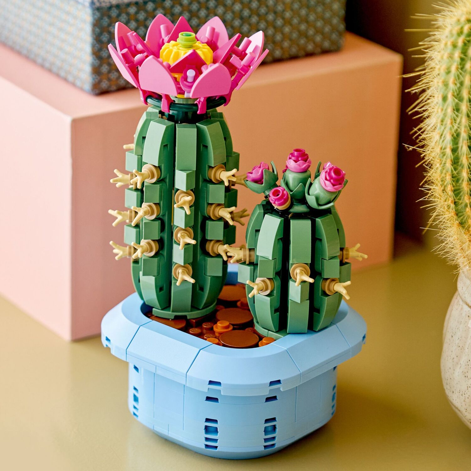 LEGO Botanicals: Flowering Cactus
