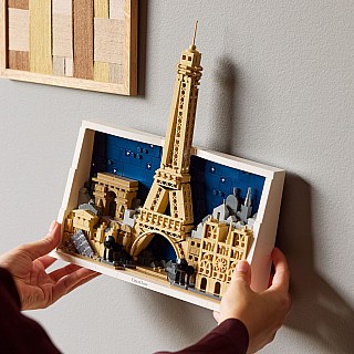 LEGO Architecture: Paris – City of Love