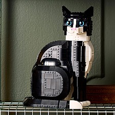  LEGO Ideas: Tuxedo Cat