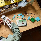 LEGO® Minecraft® The Skeleton
