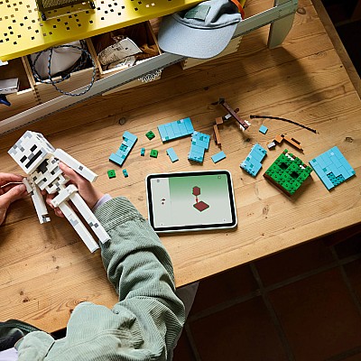 LEGO® Minecraft® The Skeleton