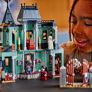 LEGO Creator: Haunted Mansion