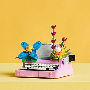 LEGO Creator: Typewriter with Flowers