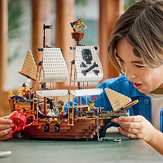 LEGO® Creator Iconic Pirate Ship