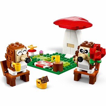  Lego Valentine's Day 40711 Hedgehog Picnic Date	