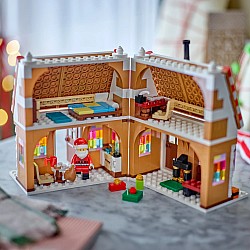 LEGO® Festive Gingerbread House