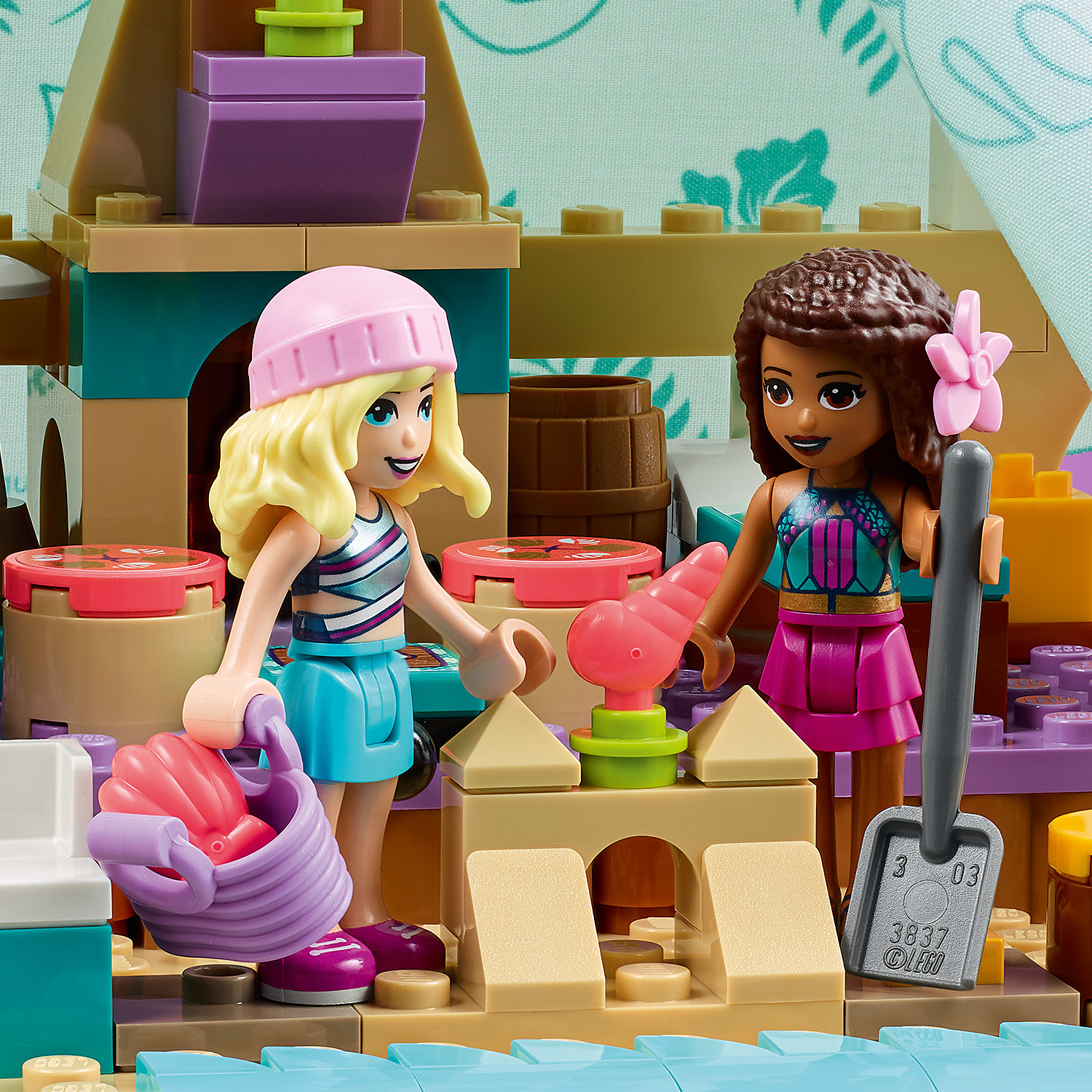 LEGO Friends: Beach Glamping - Toy Box Hanover