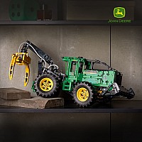 LEGO 42157 John Deere 948L-II Skidder (Technic)