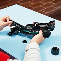 LEGO® Technic: Mercedes-AMG F1 W14 E Performance Pull-Back